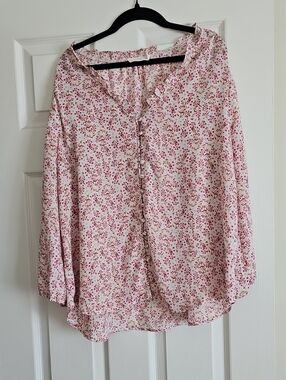 Lush Pink Floral Ruffle-Neck Button Blouse